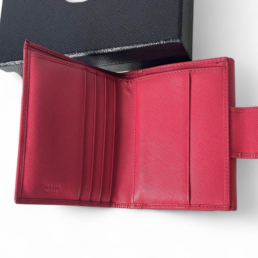 Authentic Prada Pink Saffiano Leather Trifold Wallet w/ Box & Card - Picture 3 of 6